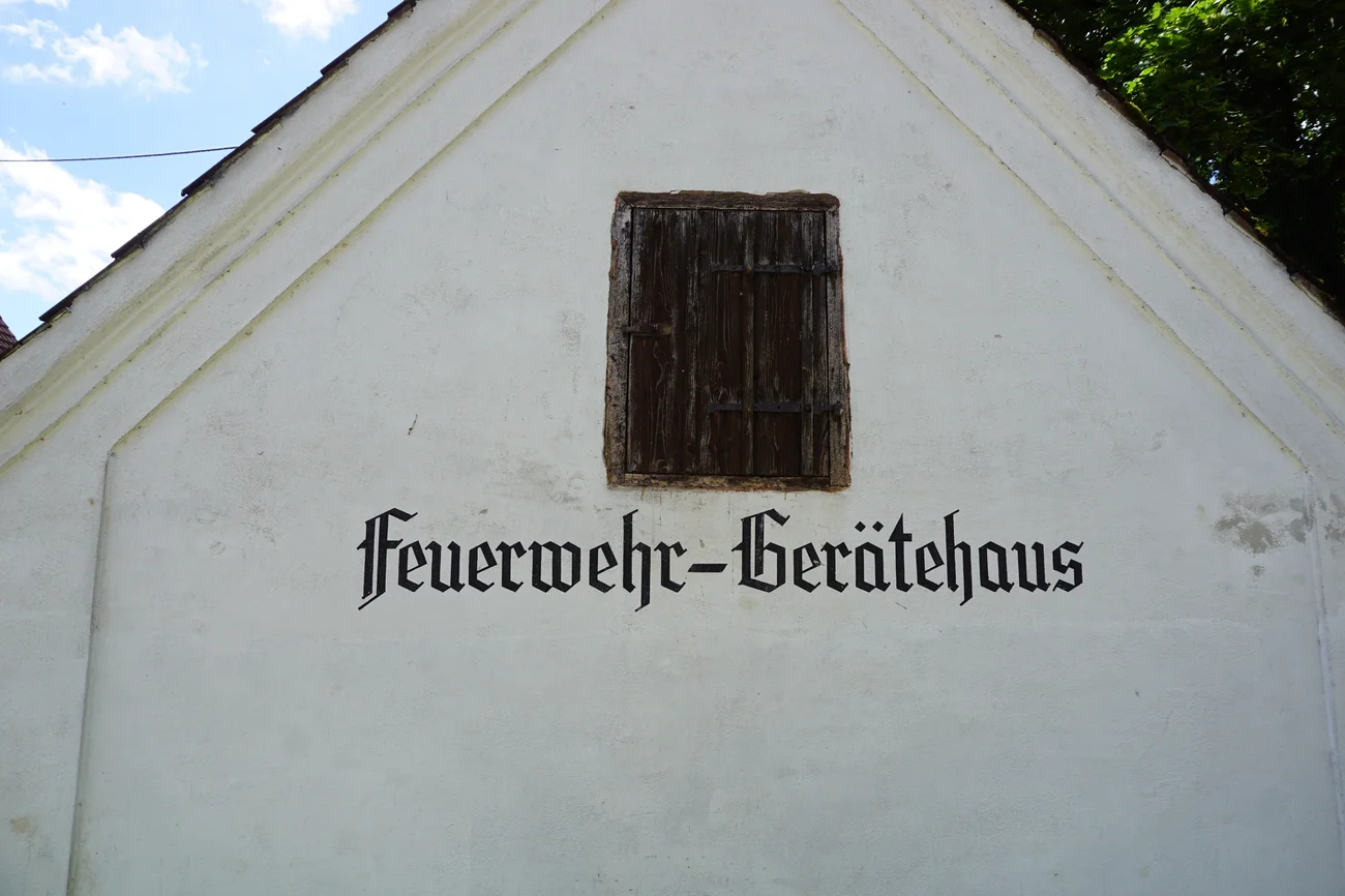 Gerätehaus Neuhauser Straße 1.3