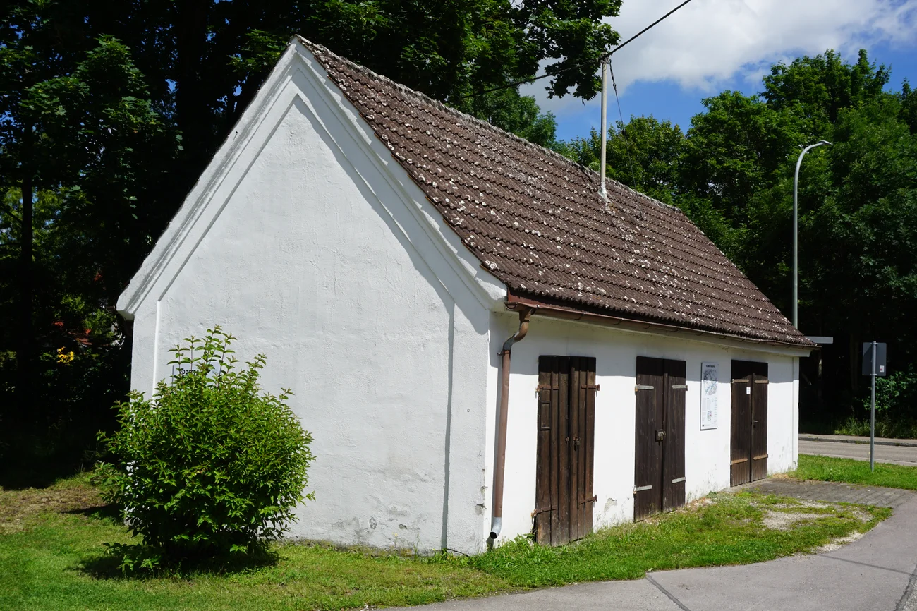 Gerätehaus Neuhauser Straße 1.2