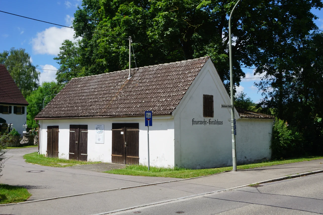Gerätehaus Neuhauser Straße 1.0